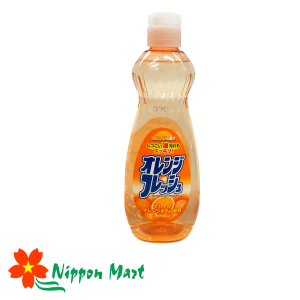 Chai nước rửa chén hương cam Rocket 600ml 